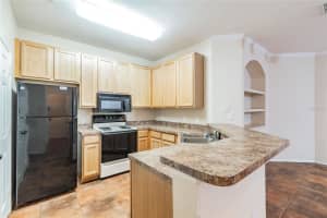 10108 Courtney Oaks Cir, Tampa, FL 33619, Sold 10/29/21