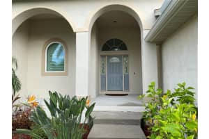 803 Bunker View Dr, Apollo Beach, FL 33572, Sold 10/22/21