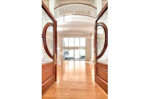 6212 Marbella Blvd, Apollo Beach, FL 33572, Sold 12/06/21