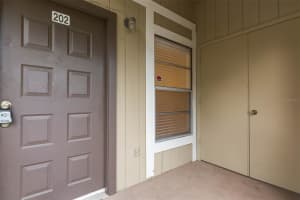 14407 Hanging Moss Cir, Tampa, FL 33613, Sold 10/27/21