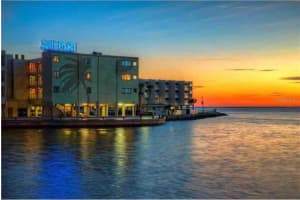 2506 N Rocky Point Dr, Tampa, FL 33607, Sold 01/28/22