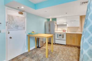 1 Key Capri, Treasure Island, FL 33706, Sold 11/29/21
