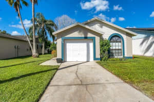 1426 Bramblewood Dr, Lakeland, FL 33811, Sold 11/19/21
