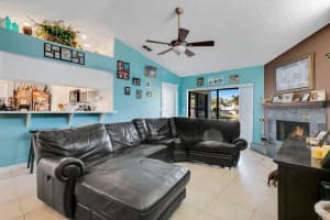 1426 Bramblewood Dr, Lakeland, FL 33811, Sold 11/19/21