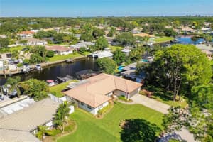 6534 Tanglewood Dr NE, St. Petersburg, FL 33702, Sold 11/23/21