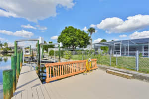6310 Wisteria Ln, Apollo Beach, FL 33572, Sold 02/11/22
