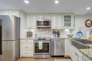 17580 GULF BOULEVARD, REDINGTON SHORES, FL 33708 - MLS#MFRT3333013