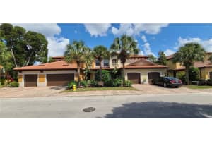 1308 Verde Dr, Naples, FL 34105, Sold 12/03/21