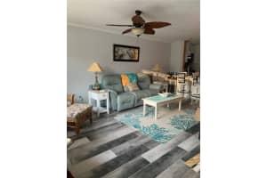 9127 Mission Oaks Blvd, Seminole, FL 33776, Sold 10/04/21