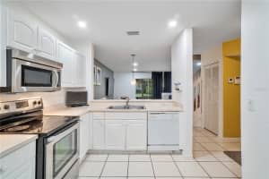 20868 NW 3rd Ln, Pembroke Pines, FL 33029, Sold 11/17/21