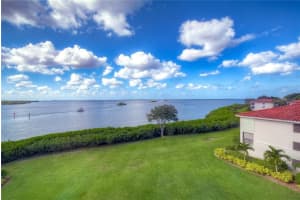 1810 Mariner Dr, Tarpon Springs, FL 34689, Sold 11/11/21