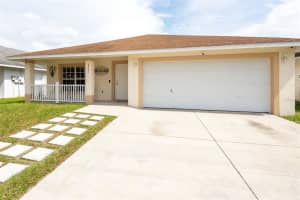 15541 Florida Breeze Loop, Wimauma, FL 33598, Sold 02/18/22