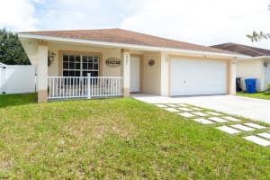 15541 Florida Breeze Loop, Wimauma, FL 33598, Sold 02/18/22