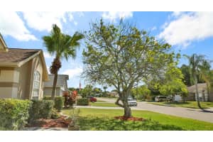 613 45th St E, Bradenton, FL 34208, Sold 11/17/21