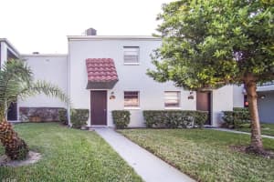 2862 Somerset Park Dr, Tampa, FL 33613, Sold 01/21/22