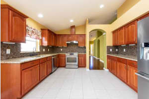 12337 Cedarfield Dr, Riverview, FL 33579, Sold 12/02/21