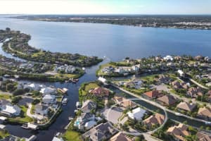 4709 Mainsail Dr, Bradenton, FL 34208, Sold 12/31/21
