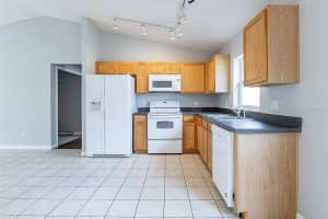 126 Sundown Ct, Davenport, FL 33896, Sold 02/08/22