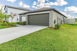 5151 White Chicory Dr, Ruskin, FL 33570, Sold 12/08/21