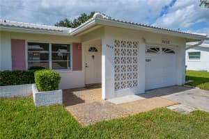 9262 140th Ln, Seminole, FL 33776, Sold 12/15/21