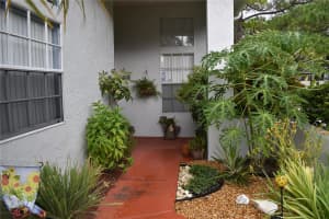 1985 Georgia Cir S, Clearwater, FL 33760, Sold 12/17/21