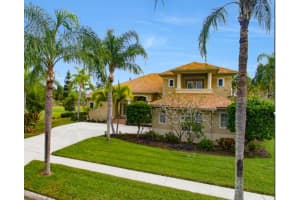 914 Bunker View Dr, Apollo Beach, FL 33572, Sold 12/29/21