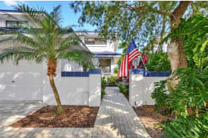 1637 Watermark Cir NE, St. Petersburg, FL 33702, Sold 12/17/21