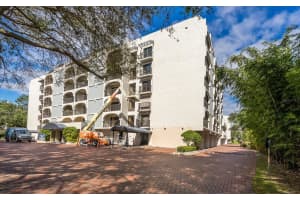 105 4th Ave NE, St. Petersburg, FL 33701, Sold 12/14/21