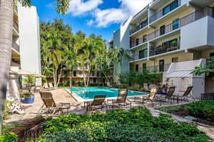 105 4th Ave NE, St. Petersburg, FL 33701, Sold 12/14/21
