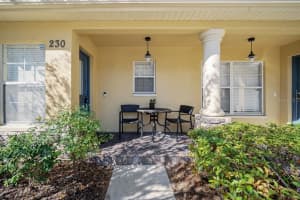230 Hardcastle Pl, Valrico, FL 33594, Sold 12/15/21