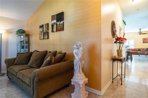 8907 Southbay Dr, Tampa, FL 33615, Sold 01/10/22