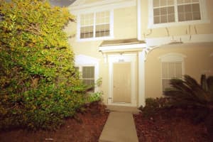 2333 Lake Woodberry Cir, Brandon, FL 33510, Sold 12/09/21