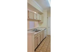 5612 Pinnacle Heights Cir, Tampa, FL 33624, Sold 11/29/21