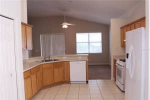 5135 CLOVER MIST DR, APOLLO BEACH, FL 33572 Sold 07/06/22
