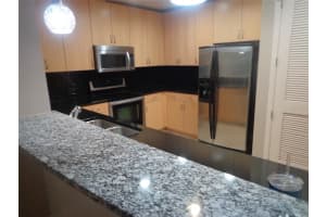777 N Ashley Dr, Tampa, FL 33602, Sold 12/03/21