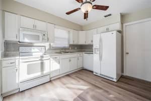 10914 Airview Dr, Tampa, FL 33625, Sold 12/22/21