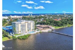 145 N Halifax Ave, Daytona Beach, FL 32118, Sold 01/27/22