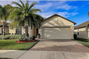 10113 Count Fleet Dr, Ruskin, FL 33573, Sold 01/06/22