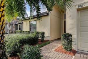 10113 Count Fleet Dr, Ruskin, FL 33573, Sold 01/06/22