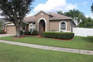 2737 Valencia Grove Dr, Valrico, FL 33596, Sold 12/28/21