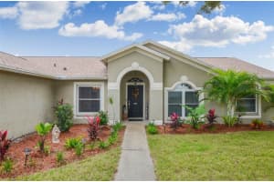 10528 Salisbury St, Riverview, FL 33569, Sold 12/22/21