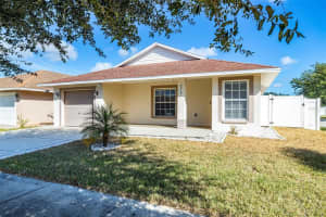 2210 Delightful Dr, Ruskin, FL 33570, Sold 01/28/22