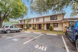 2111 Autumn Chace Ct, Tampa, FL 33613, Sold 01/14/22