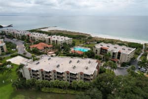 7537 Bayshore Dr, Treasure Island, FL 33706, Sold 12/30/21
