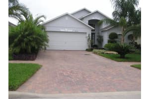 4563 Conroy Club Dr, Orlando, FL 32835, Sold 02/07/22