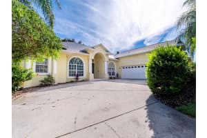 605 Citrus Wood Ln, Valrico, FL 33594, Sold 01/14/22