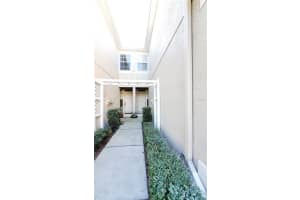4052 Bismarck Palm Dr, Tampa, FL 33610, Sold 01/14/22
