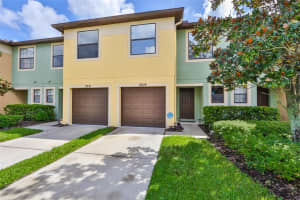 2519 Oleander Lakes Dr, Brandon, FL 33511, Sold 12/21/21