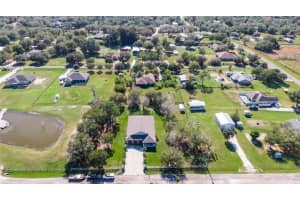 406 Indian Meadow Ct, Wimauma, FL 33598, Sold 05/05/22