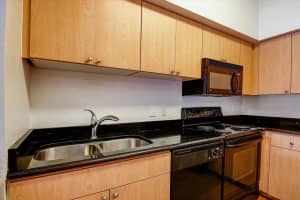 2331 W Horatio St, Tampa, FL 33609, Sold 01/13/22